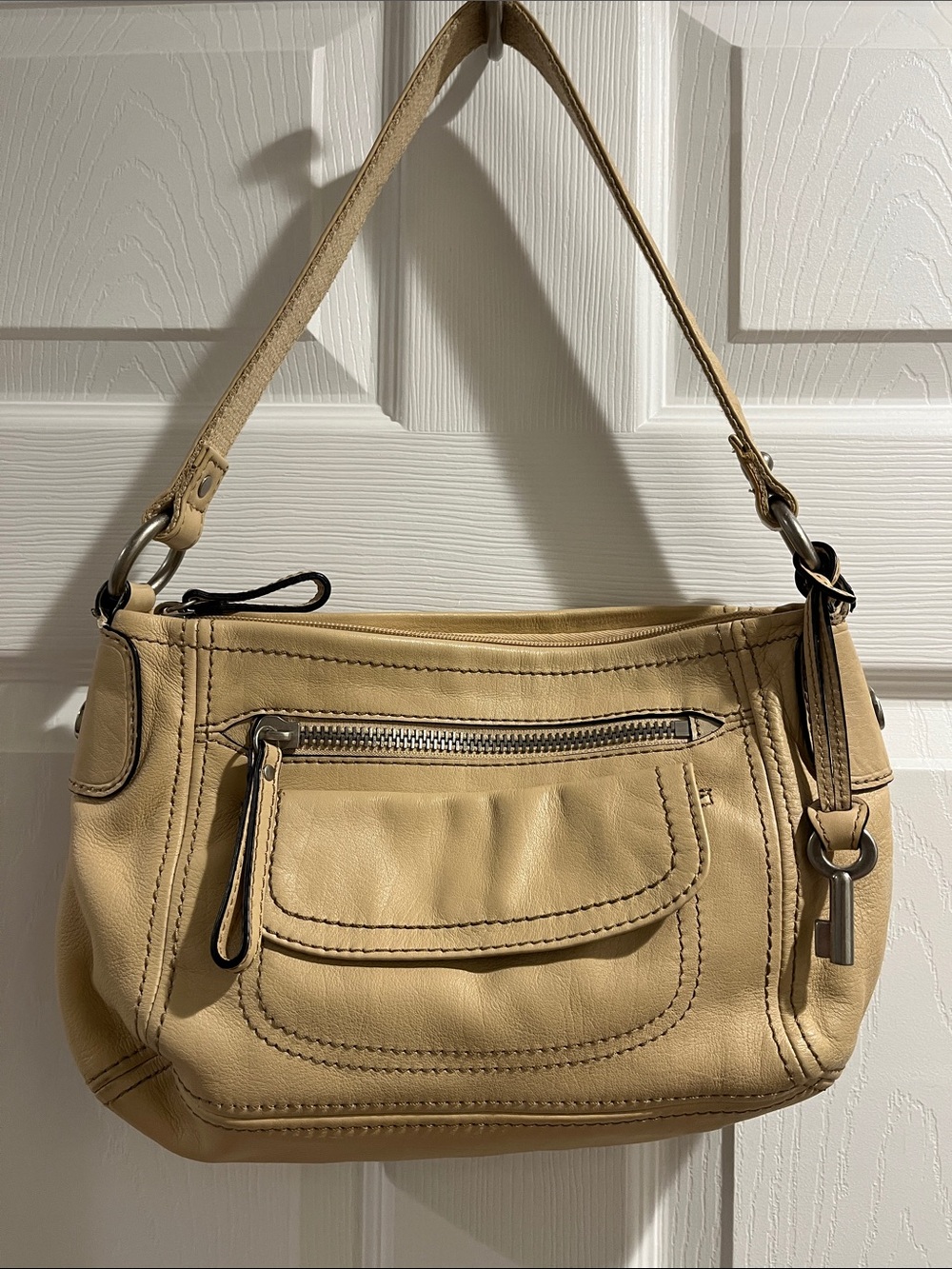 FOSSIL tan leather purse